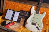 Fender Custom Shop 1960 Stratocaster Heavy Relic Aged Olympic White-2.jpg
